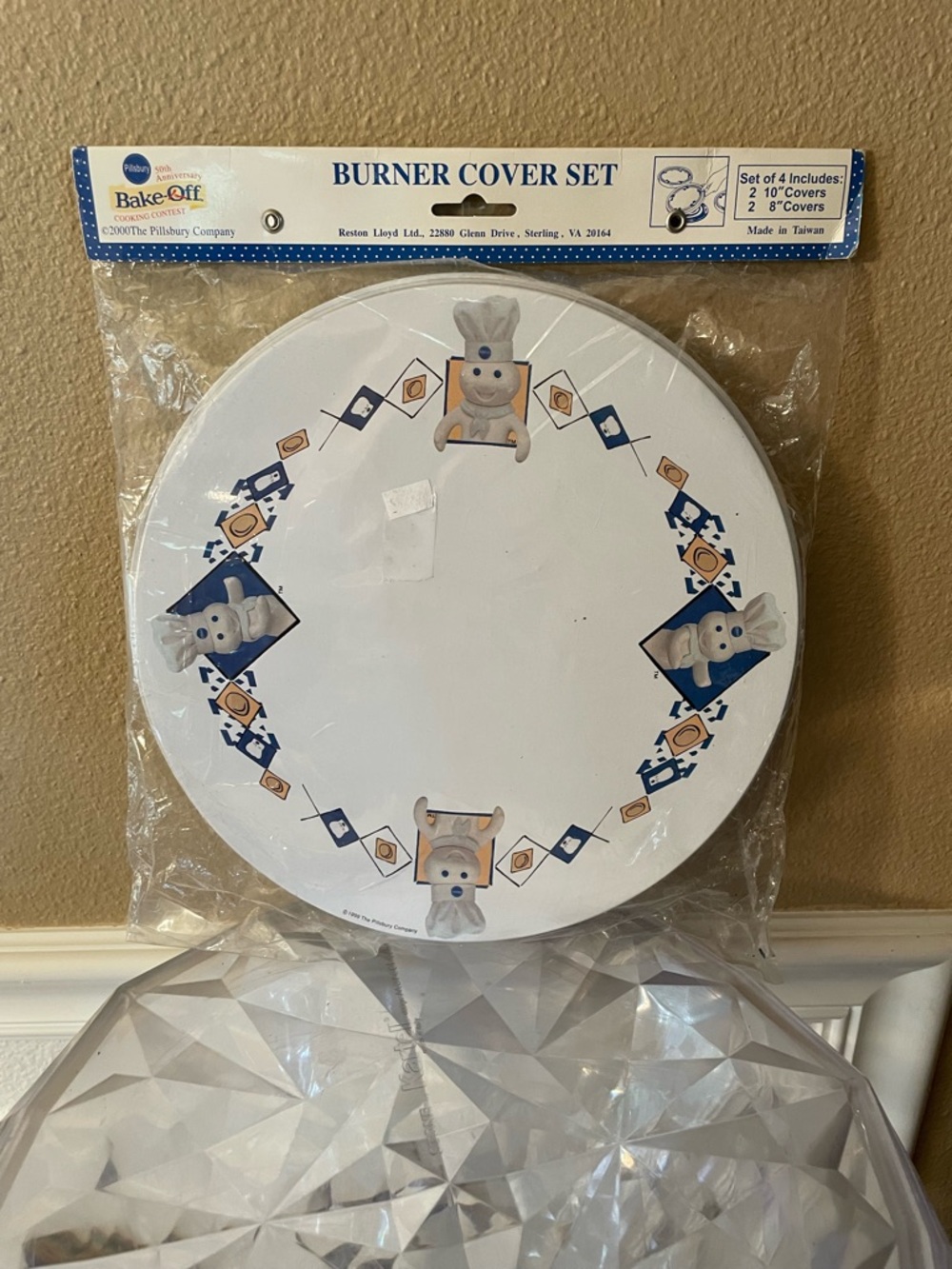 Pillsbury Doughboy Burner Cover Set - White with Blue & Tan Accents 1999